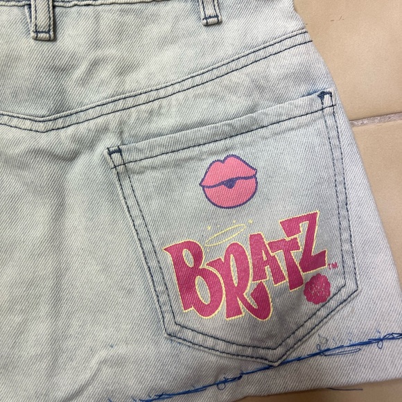 Daisy Street x Bratz butterfly top & mini skirt - Picture 14 of 16